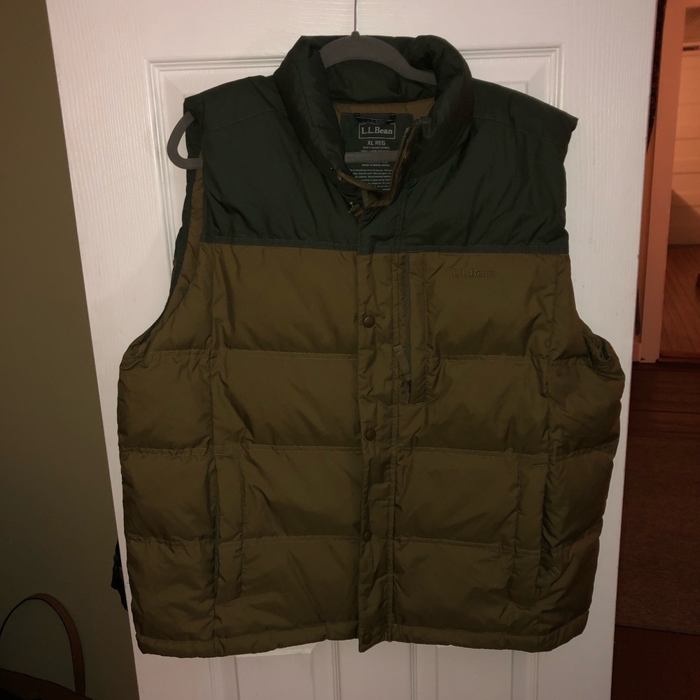 Men’s XL Green Puffer Vest